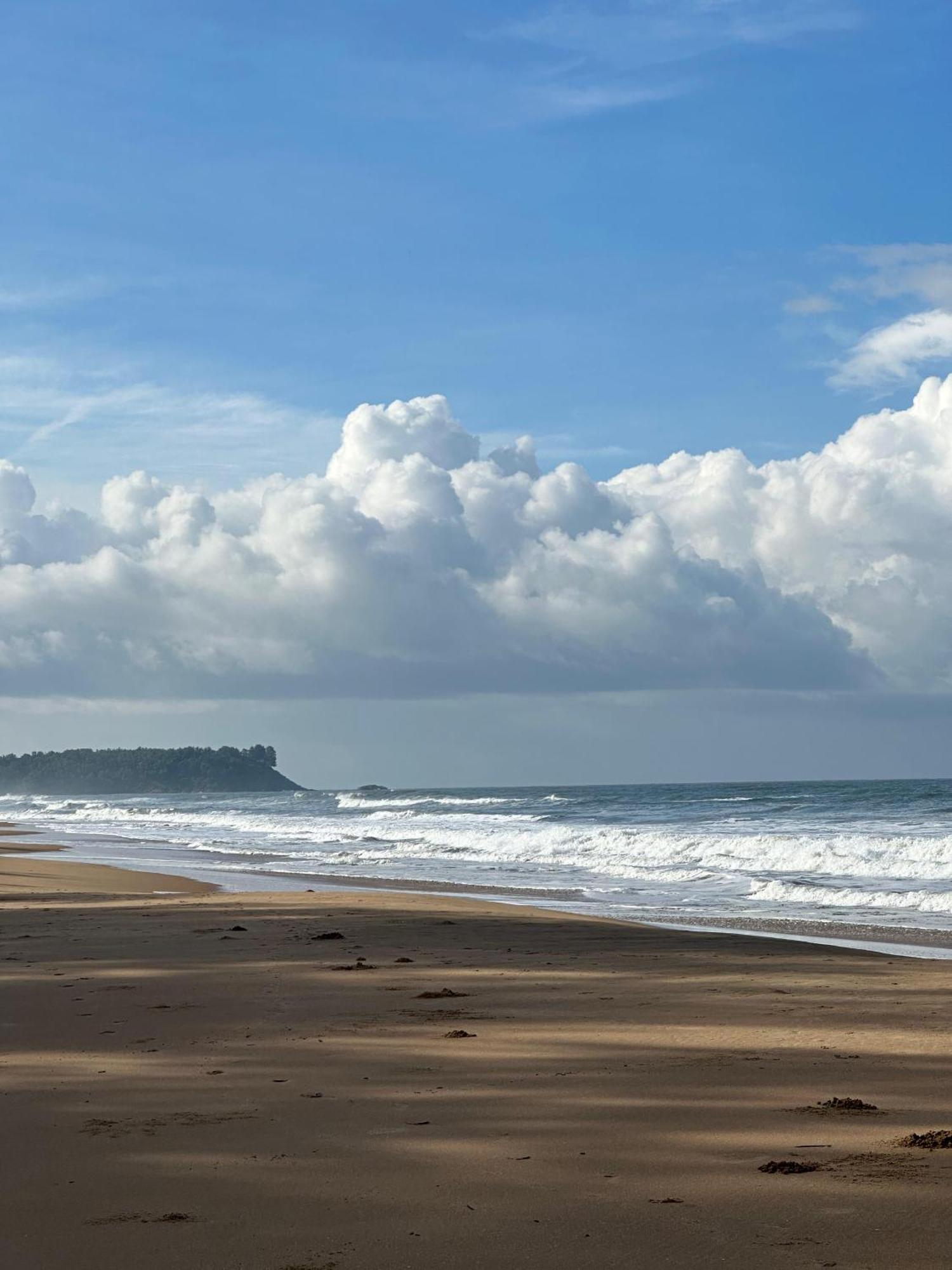 Kurma A Private Beach Kumta Экстерьер фото